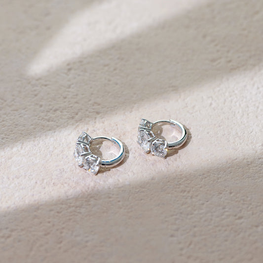 FEEL ME lab-grown diamond hoop earring