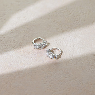 FEEL ME lab-grown diamond hoop earring