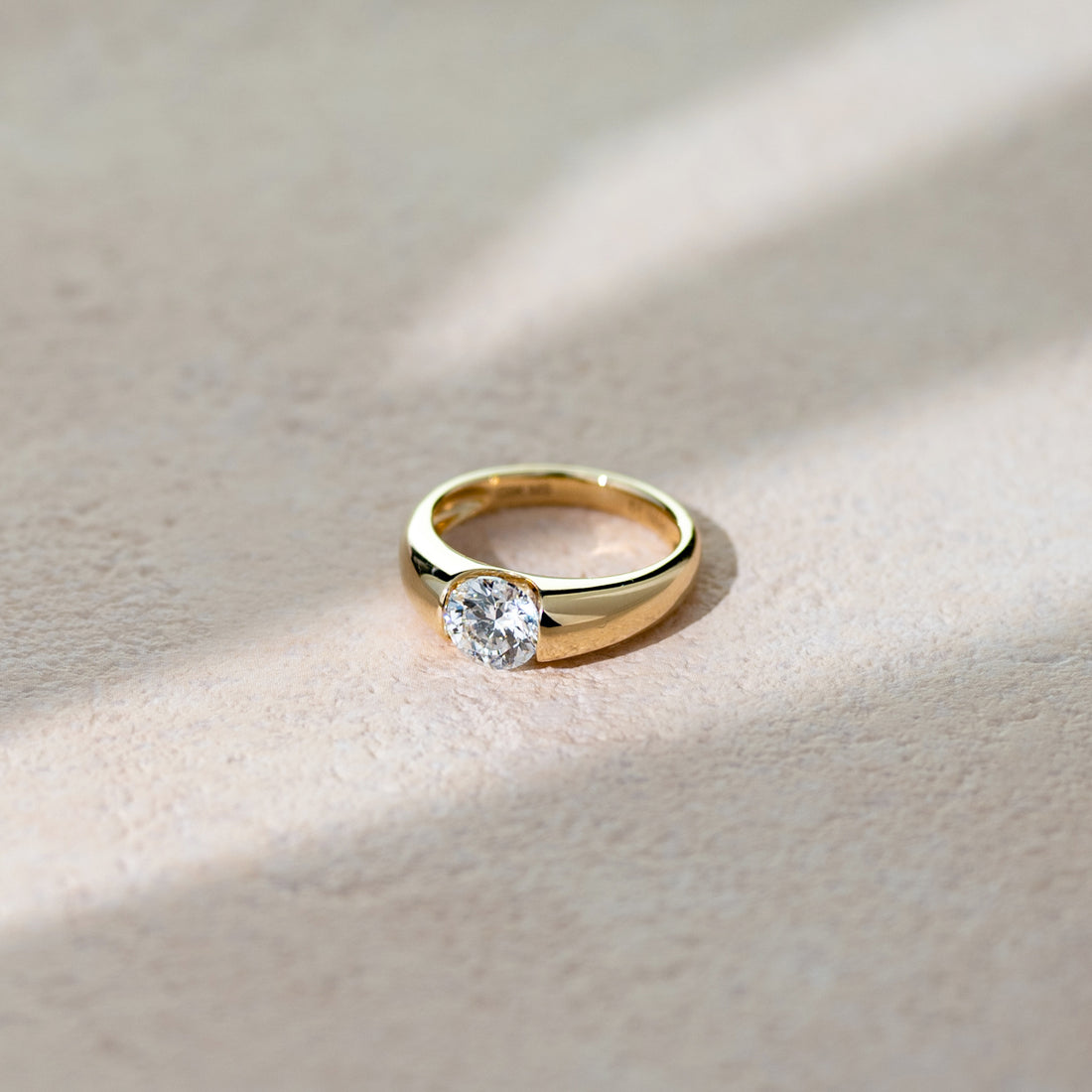 1ct TW Modern Round Bezel Lab-Grown Diamond Ring